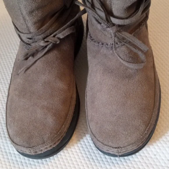 Skechers Tone Up Ankle Boot 9 - Picture 2 of 7